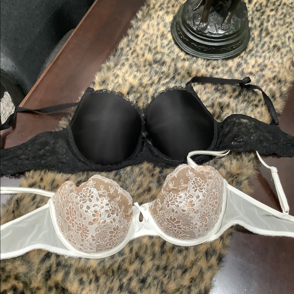 TWO VICTORIAS‎ SECRET LACE DETAILED BRAS
